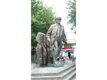 Kontroverzní socha Lenina
